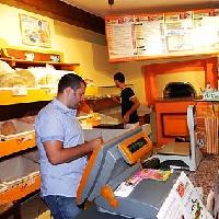 Dal panino global al caffè low cost  piccoli Davide sfidano le multinazionali