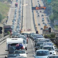 Via al controesodo, l'Italia in fila rallentamenti e code da nord a sud